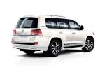 Toyota Land Cruiser 200 Executive White 2016 года (CIS)